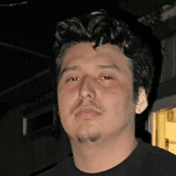 Travis Hernandez