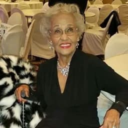 Molene Larkin-Dix