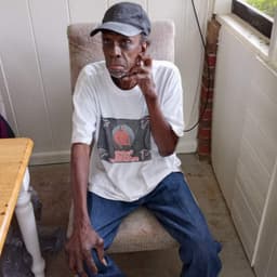 Robert Howard Sr.