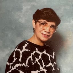 María Agamirian