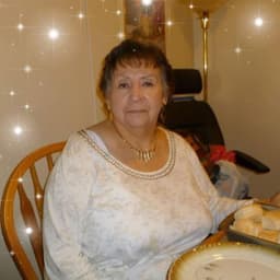 Maxine Snead