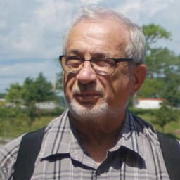 Raymond McNeil
