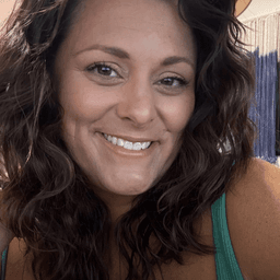 Selena Cañez