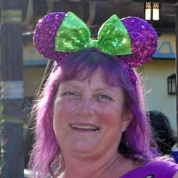 Angela Kostuk