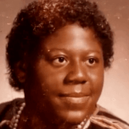 Leslie Jones